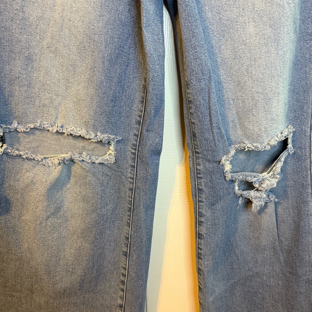 Women’s Vibrant MIU Wide‎ Leg Jeans - Size 13 - NWT - Picture 9 of 10